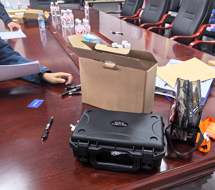 宇東技術5G單兵圖傳---某應急通信管理局設備驗收現場